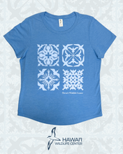 Load image into Gallery viewer, Manu Quilt Women's Scoop Neck T-Shirt